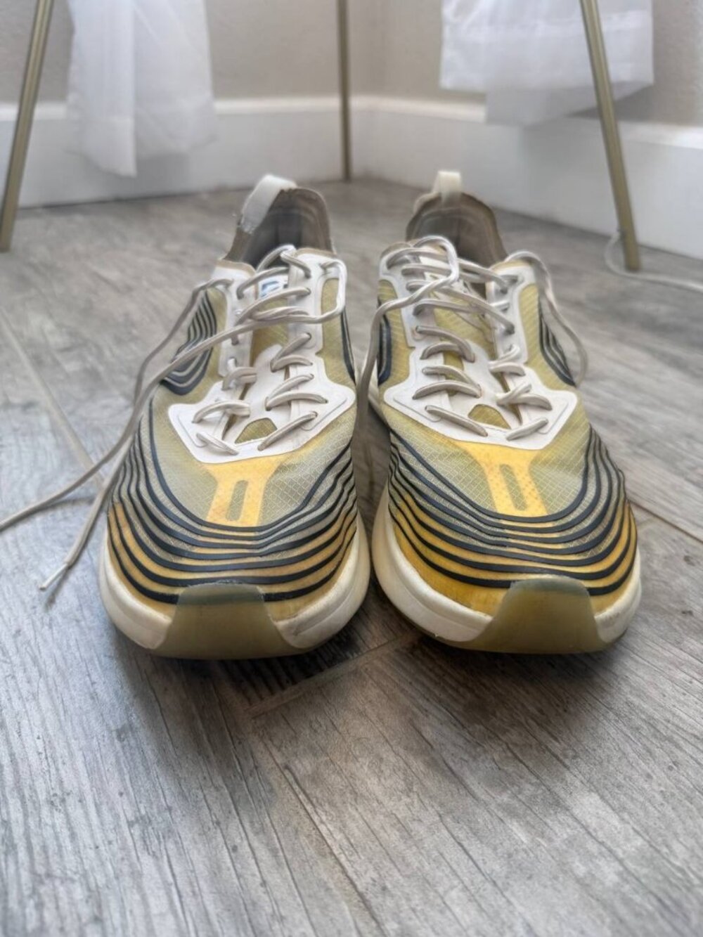 APL (Athletic Propulsion Labs) Streamline Running Shoes